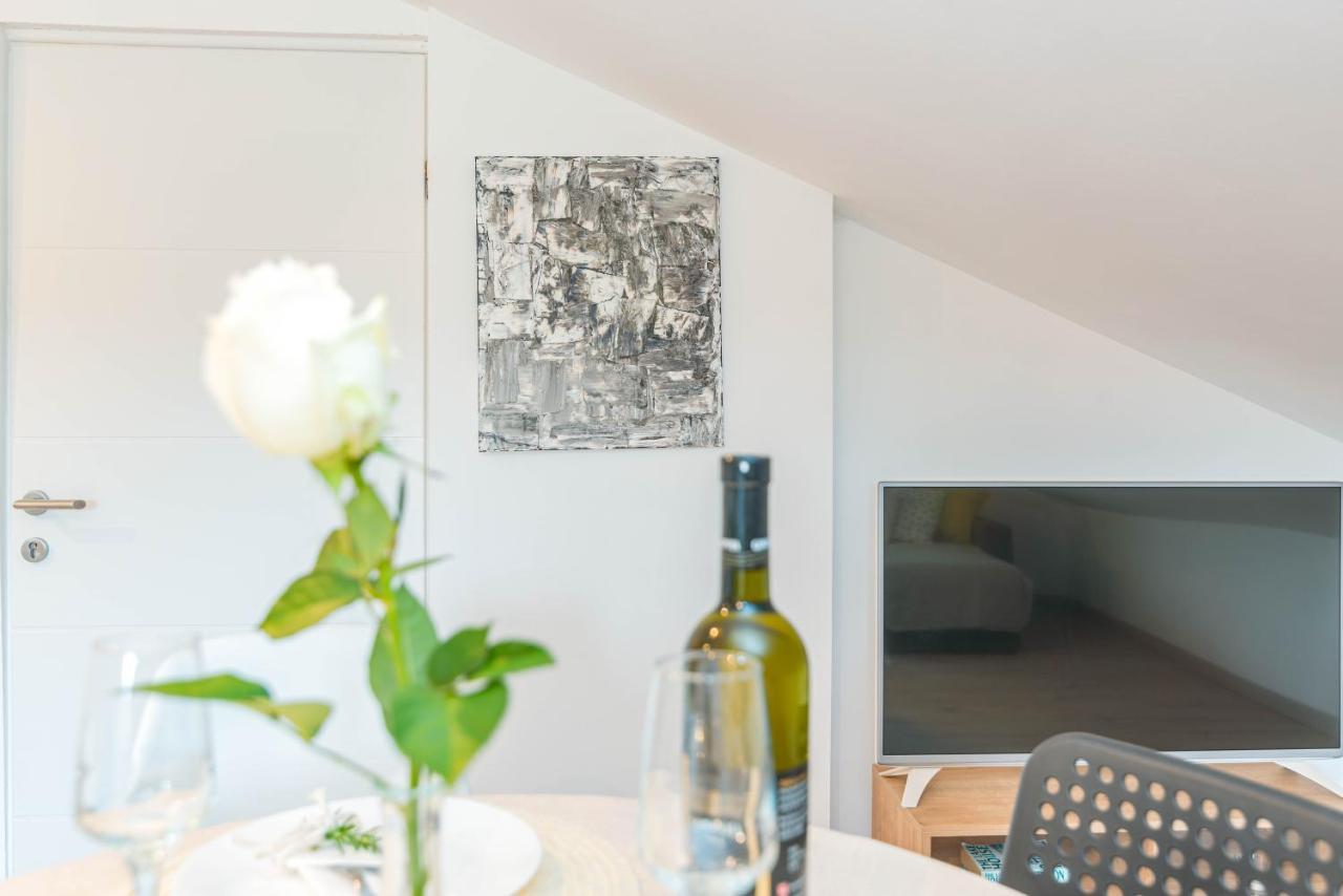 Apartment Egon Малинска Экстерьер фото
