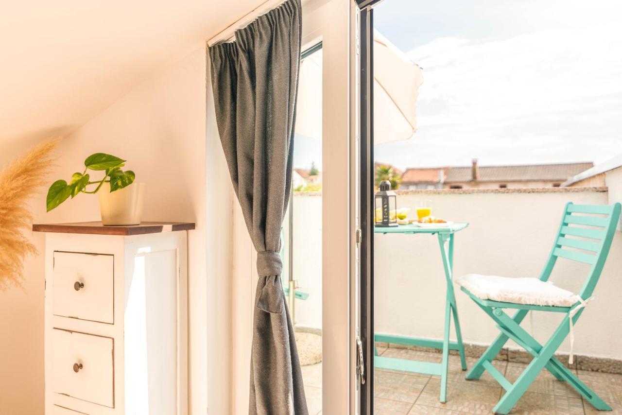 Apartment Egon Малинска Экстерьер фото