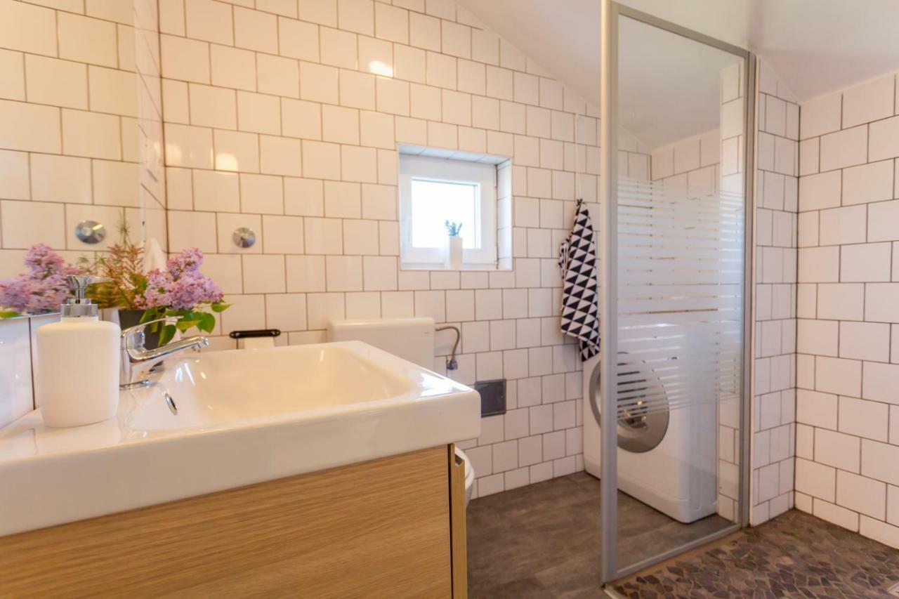 Apartment Egon Малинска Экстерьер фото